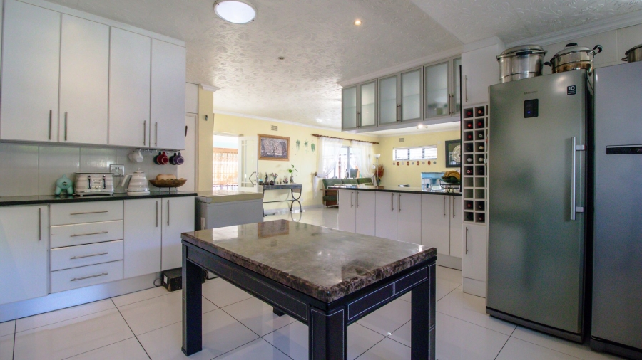 4 Bedroom Property for Sale in Pinelands Western Cape